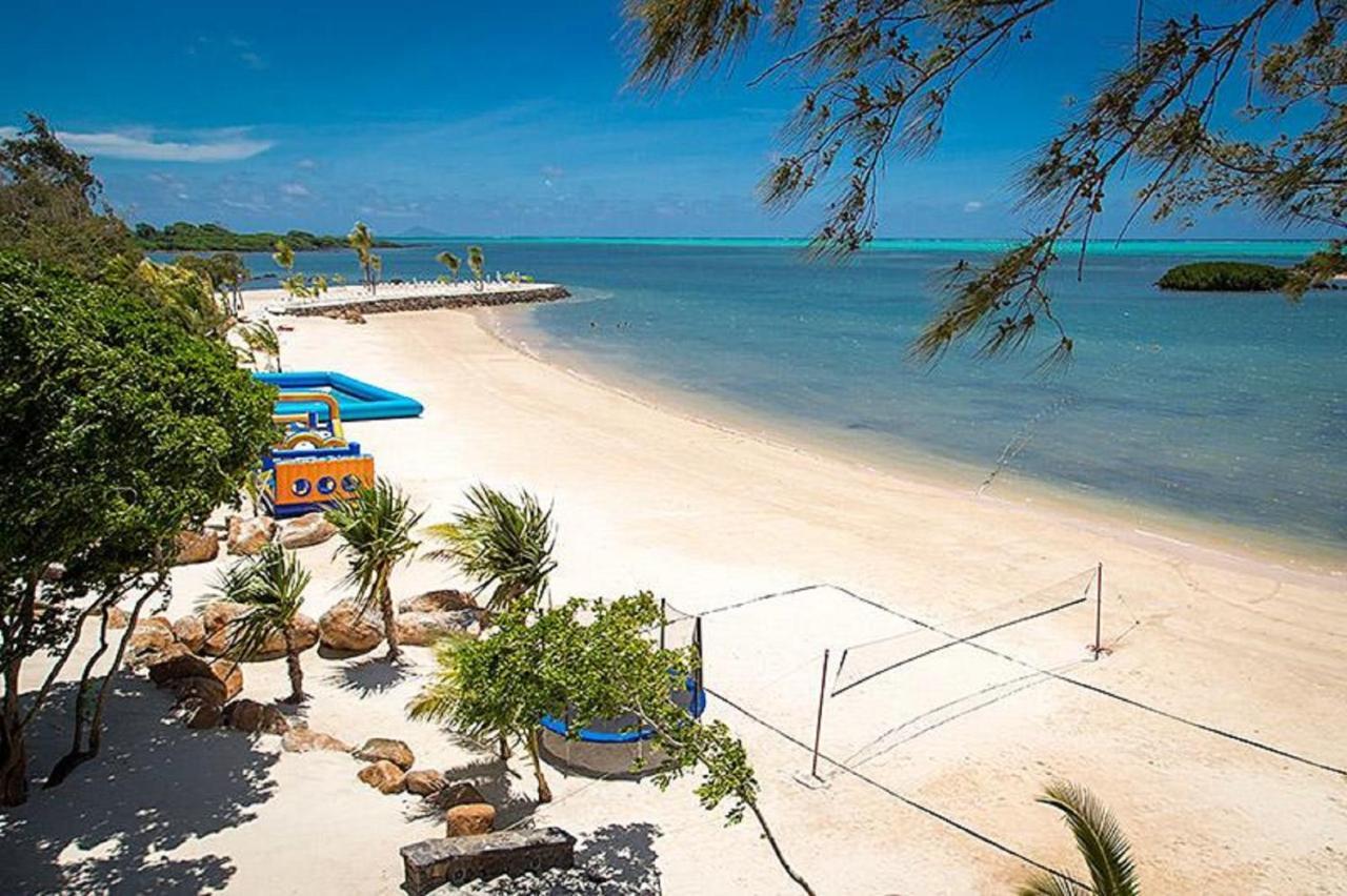 Azuri Resort -Sea View & Golf Luxury Apartment Roches Noires Eksteriør bilde